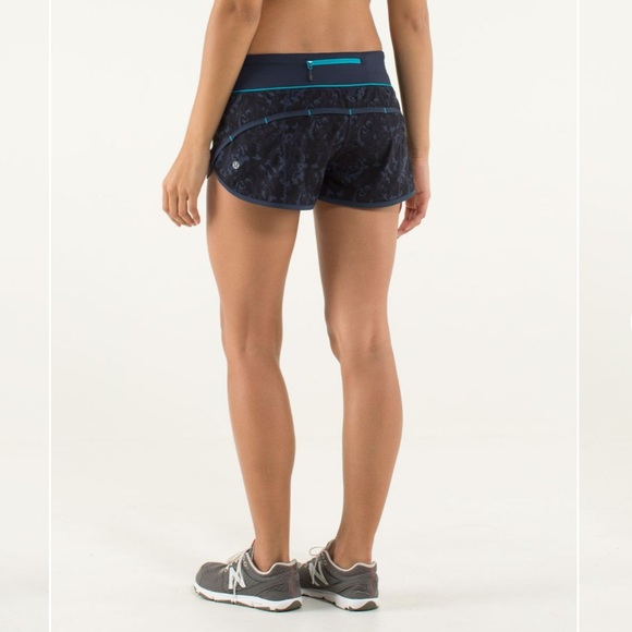 Lululemon Speed Short Beautiful Baroque Inkwell / Inkwell / Surge - size 10 Euc - Picture 6 of 16